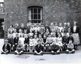 Miss Dodds and class at St Thomas's School in 1954