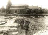 Kenilworth.  St Nicholas Church and excavations of Abbey