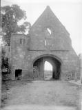 Maxstoke.  Priory gateway