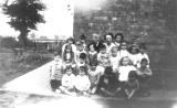 Hunningham.  Group of schoolchildren